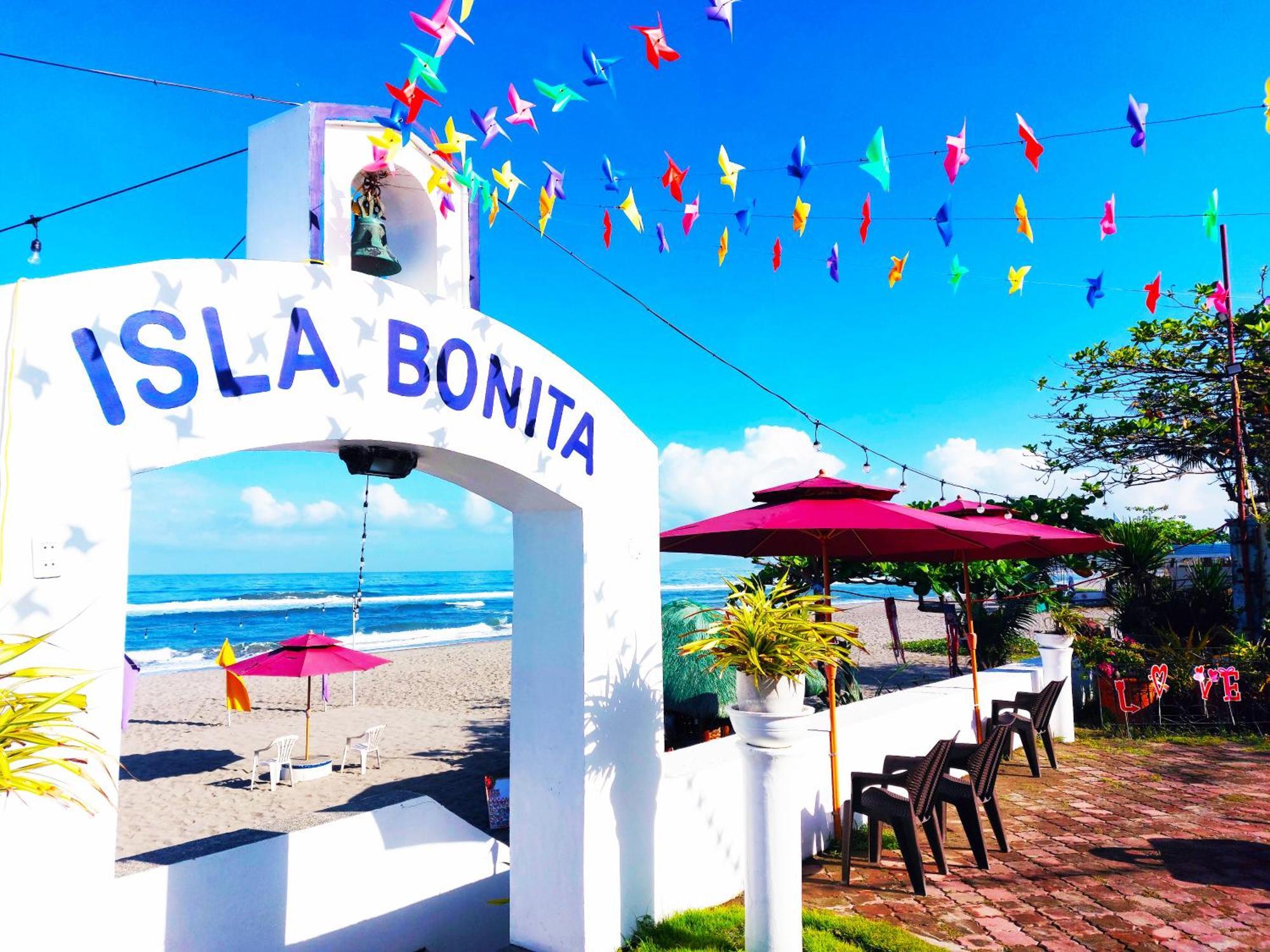 Isla Bonita Beach Resort San Juan  Exterior photo