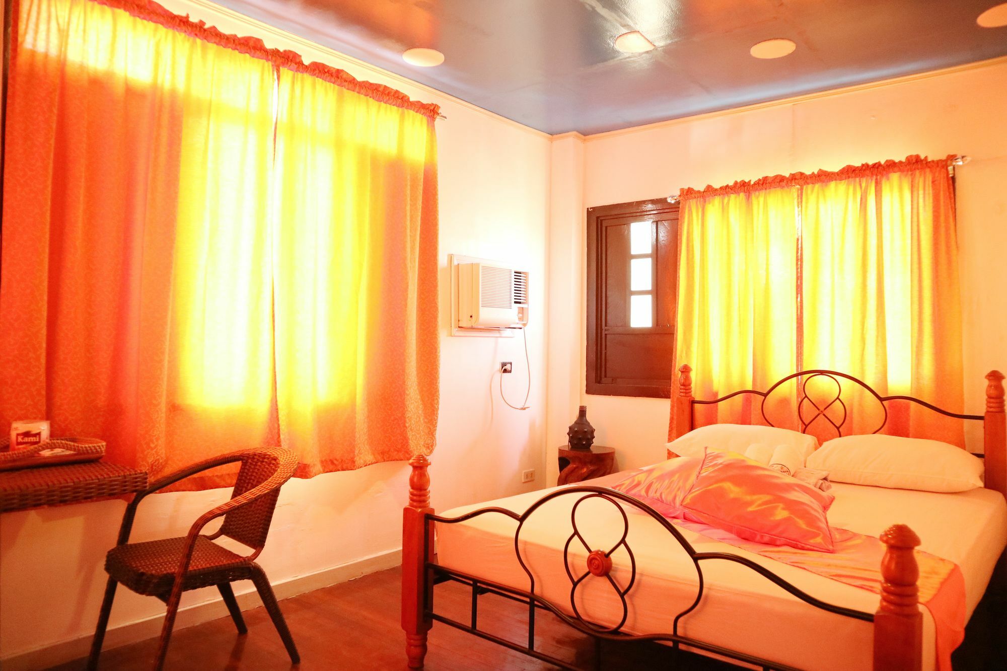 Isla Bonita Beach Resort San Juan  Exterior photo